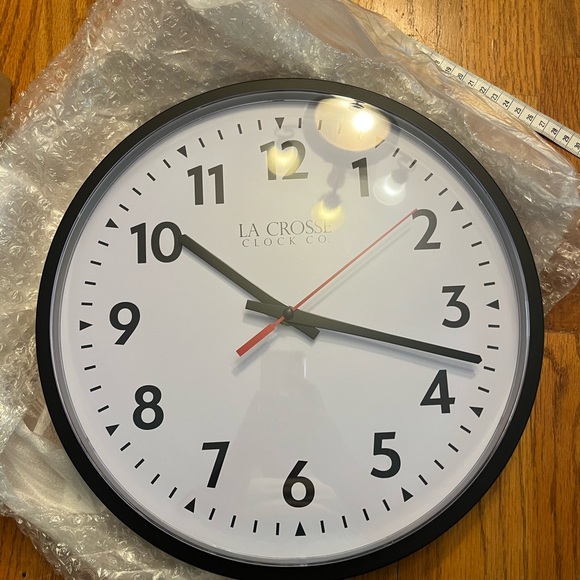 LaCrosse Other - NWT Lacrosse Clock